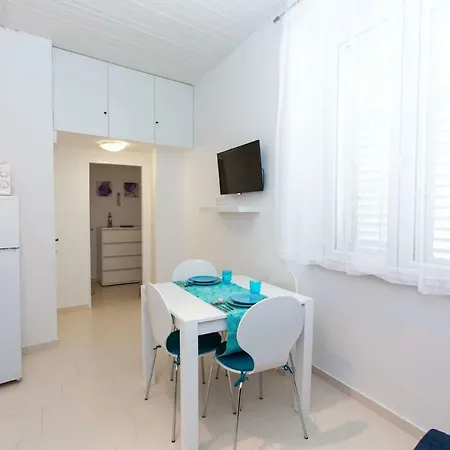 Apartmanu Mili *