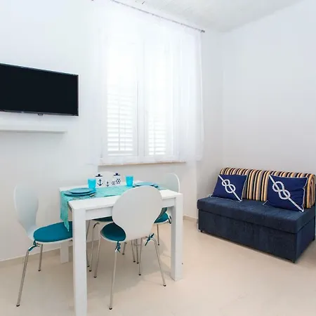 Apartmanu Mili Apartment